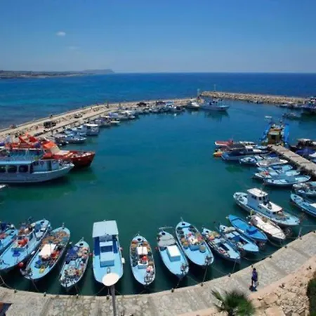 Imagine Your Family Renting A Luxury Holiday Close To Latchi's Main Attractions, Latchi 1264 *