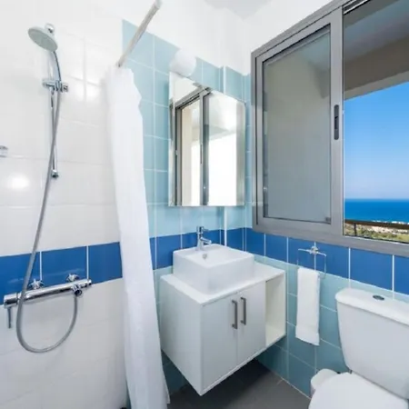 Imagine Your Family Renting A Luxury Holiday Close To Latchi's Main Attractions, Latchi 1264 Vilă Polis
