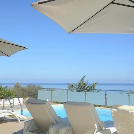 Imagine Your Family Renting A Luxury Holiday Close To Latchi's Main Attractions, Latchi 1264 *