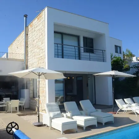 Imagine Your Family Renting A Luxury Holiday Close To Latchi’s Main Attractions, Latchi 1264 *